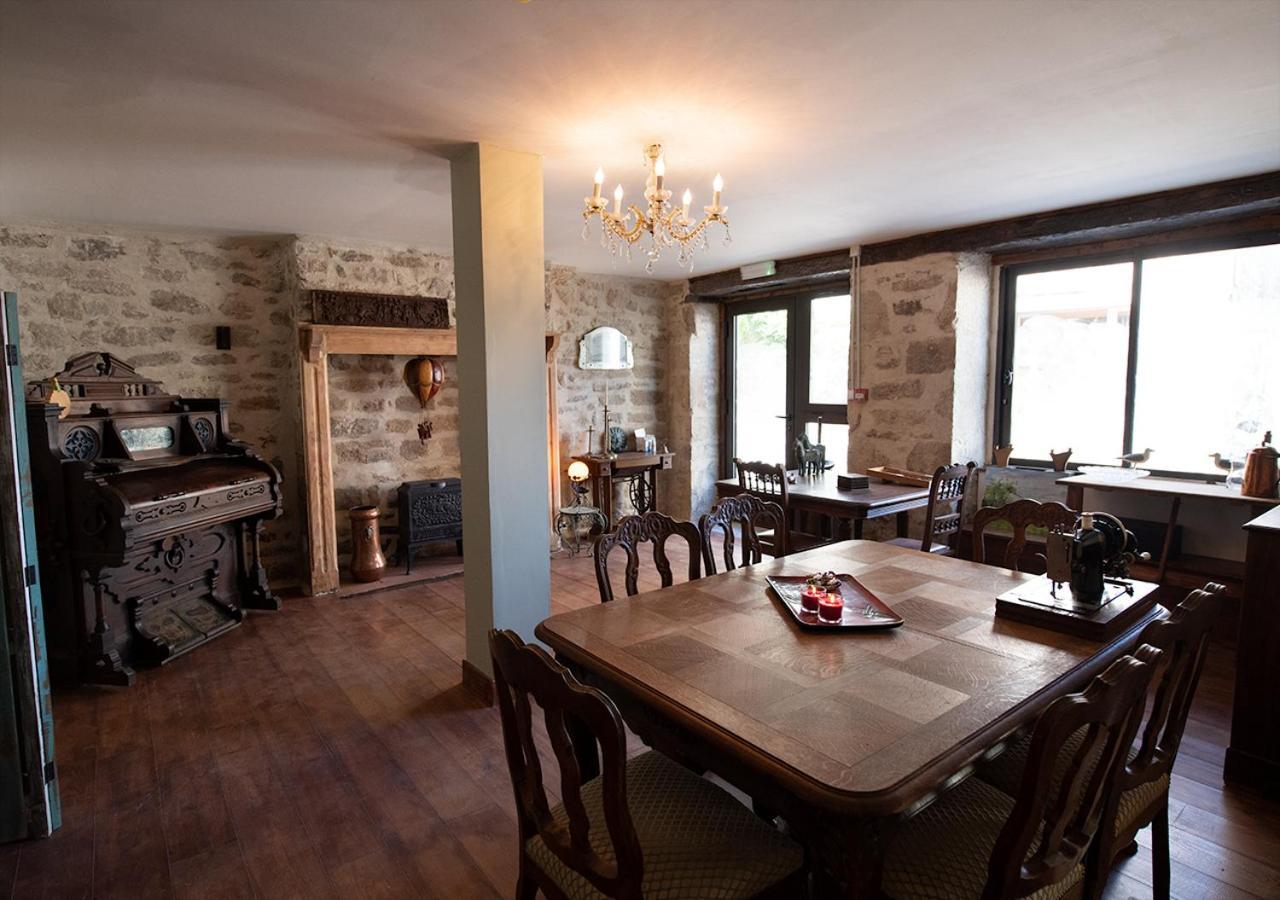 Bed and Breakfast Pat A Touille Treignac Exterior foto