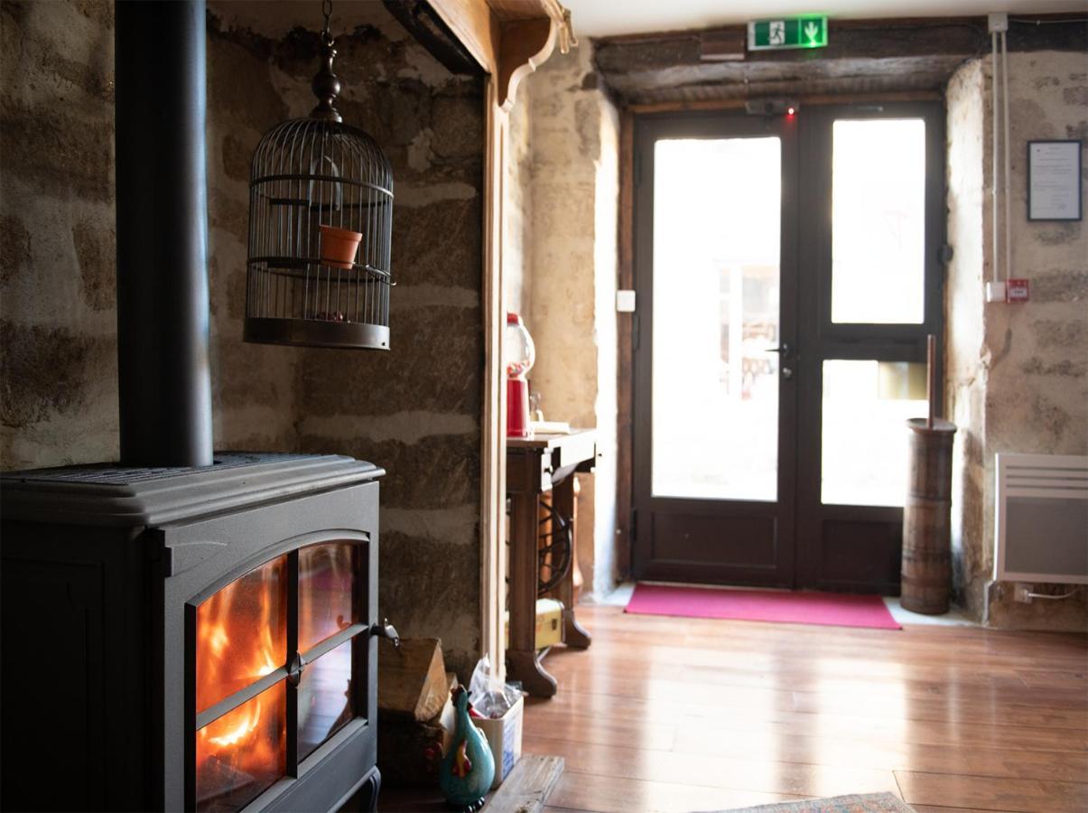 Bed and Breakfast Pat A Touille Treignac Exterior foto